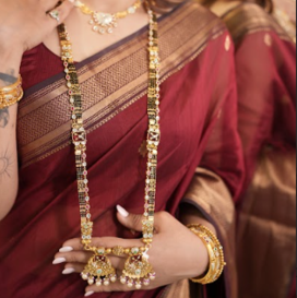 Hiraola's Product Image